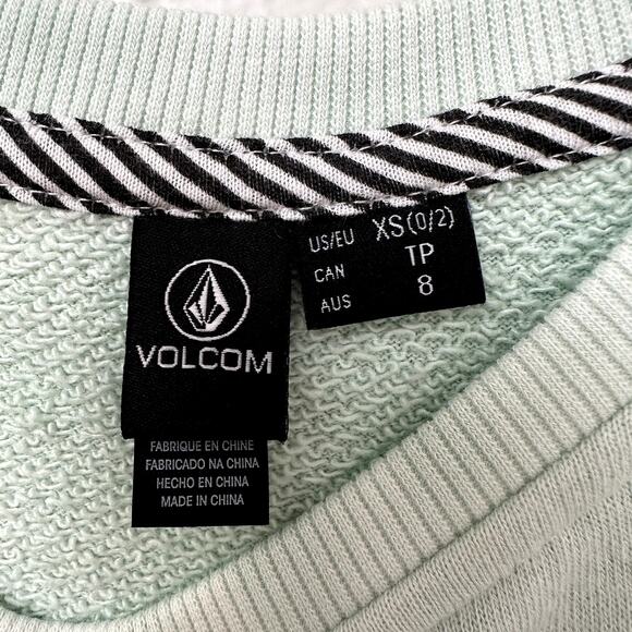 NWT Volcom Tie-Dye Raw Edge Rag T-shirt - Picture 10 of 11